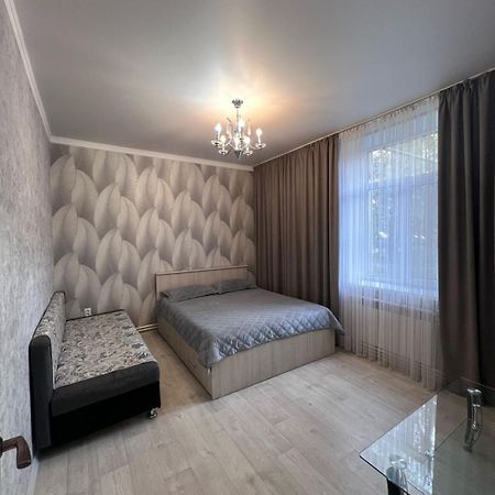 Apartamento На Майлина Turksib Exterior foto